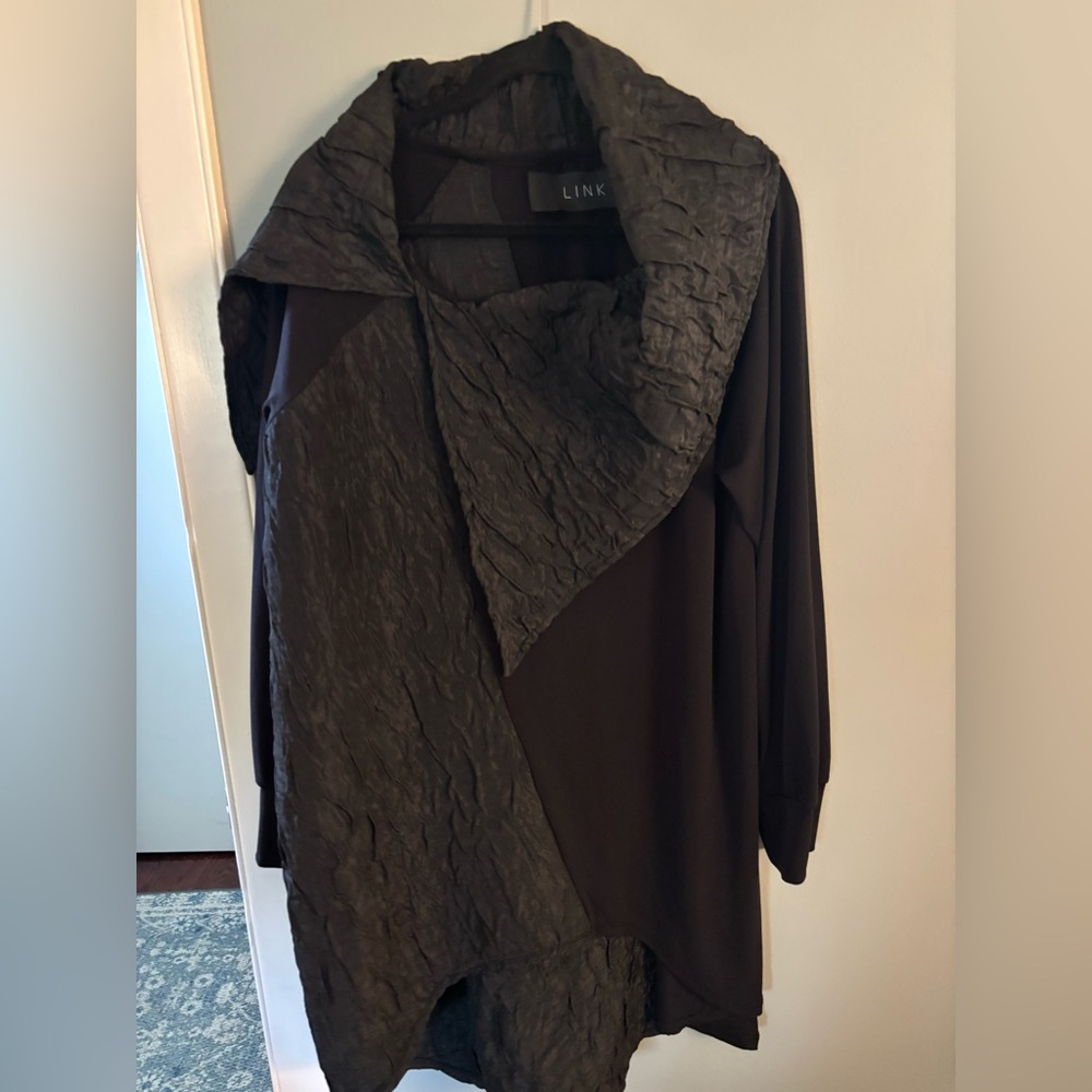 Link Elegant Black Hi-Lo Tunic